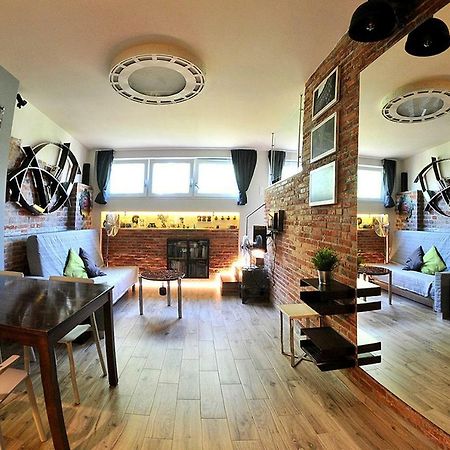 Alder Apartments Красков Екстериор снимка